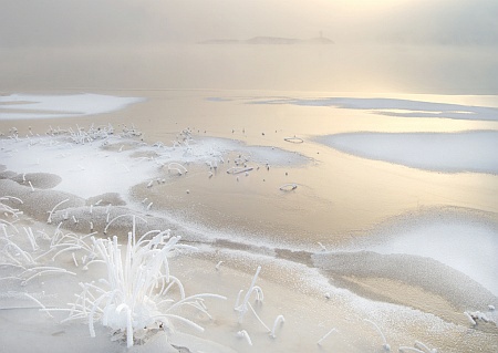 [Cluanie under snow and ice]